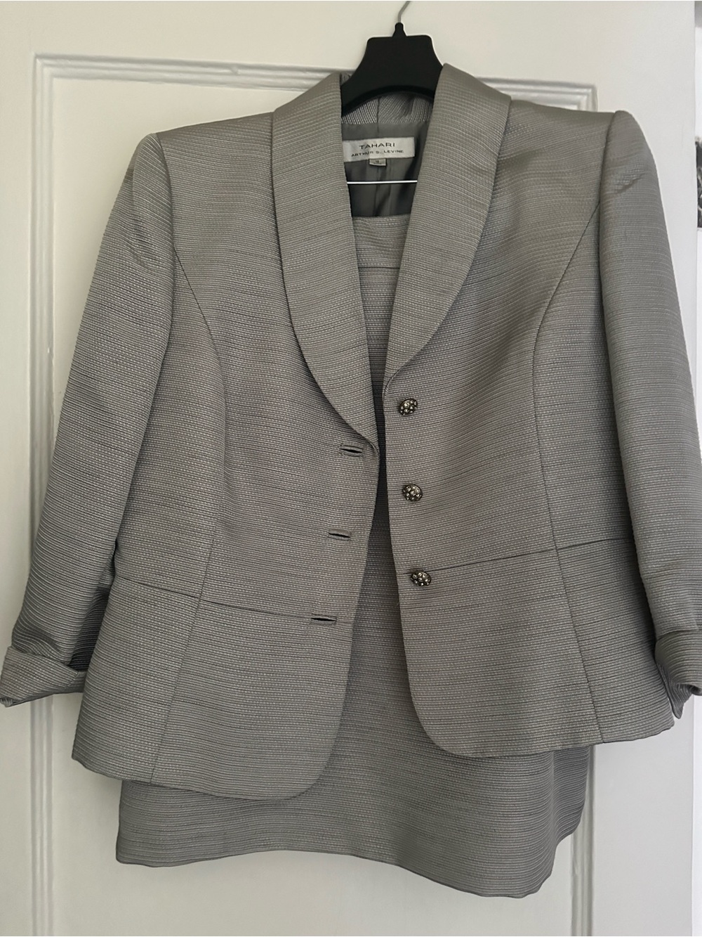 Tahari women's suit size 12